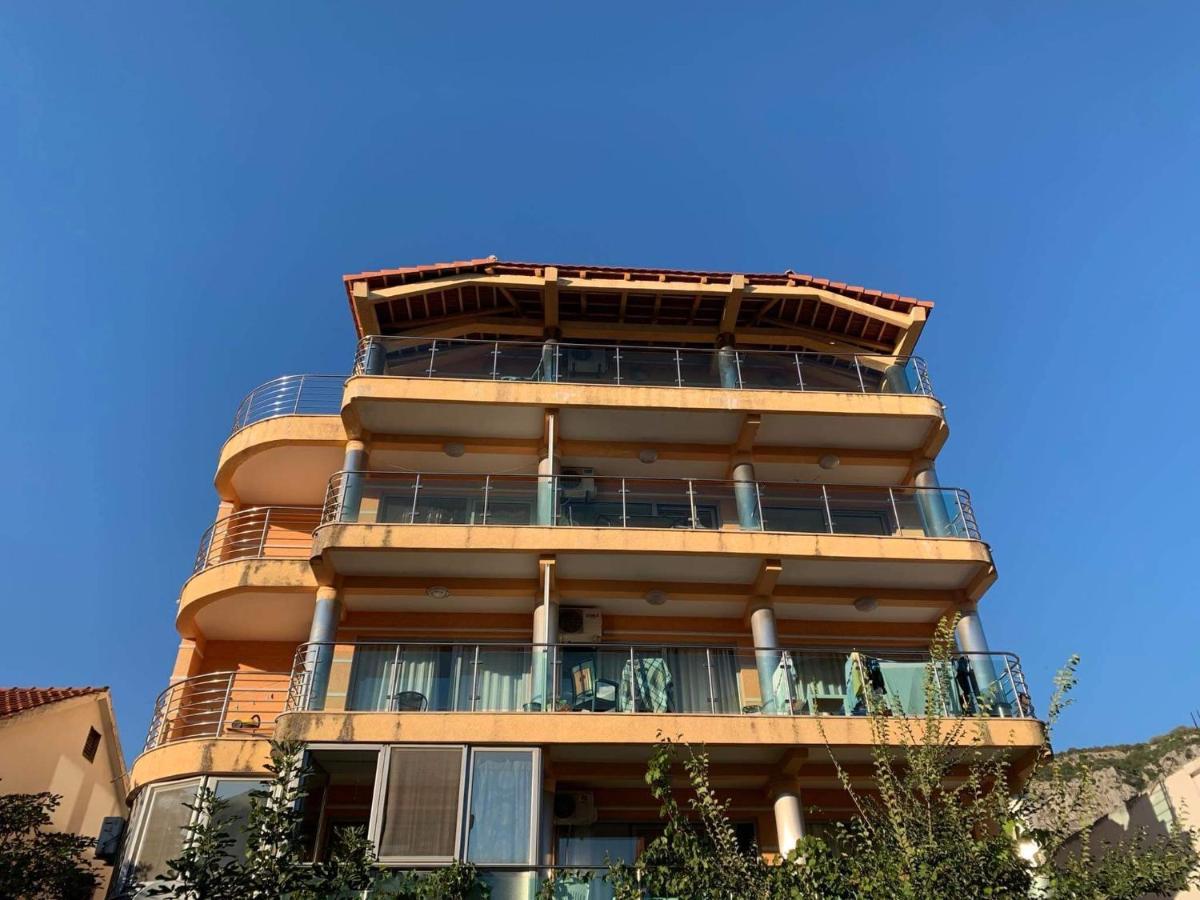 Apartment Oasis Budva